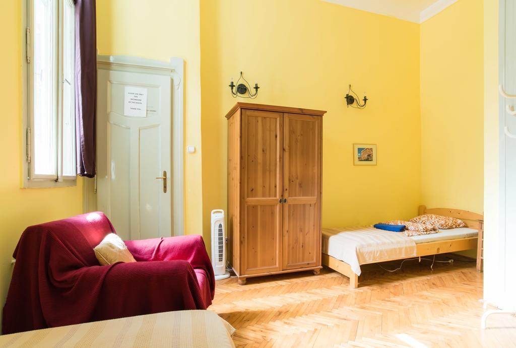 Downtown Oasis Budapest Exterior photo